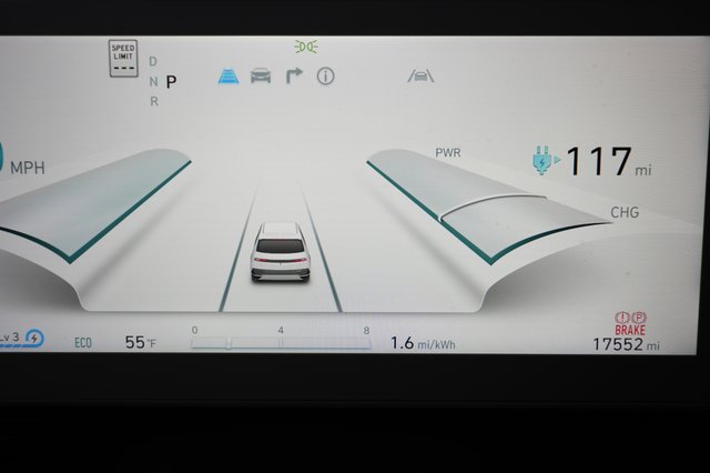 2023 Hyundai IONIQ 5 — photo 5 of 23