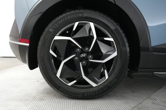 2023 Hyundai IONIQ 5 — photo 16 of 23