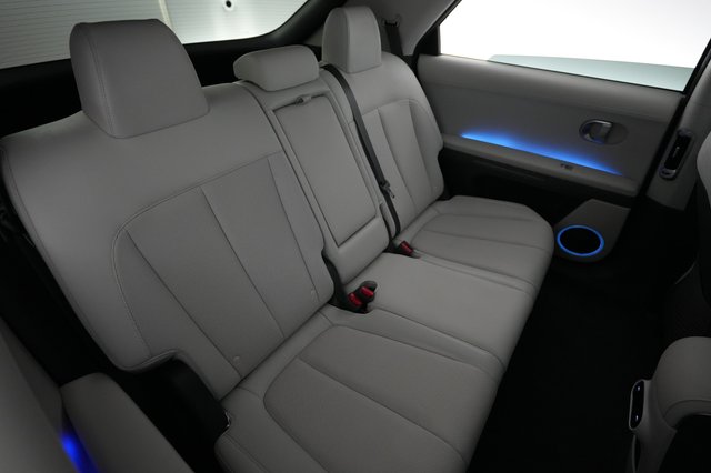 2023 Hyundai IONIQ 5 — photo 4 of 23