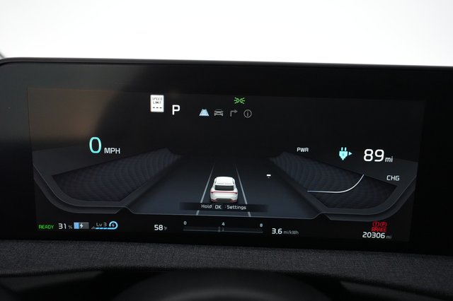 2023 Kia EV6 — photo 5 of 21