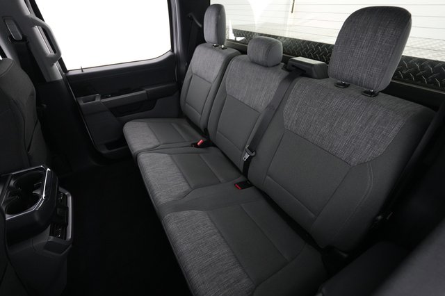 2023 Ford F-150 Lightning — photo 13 of 16