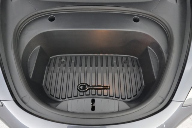 2023 Tesla Model 3 — photo 20 of 21