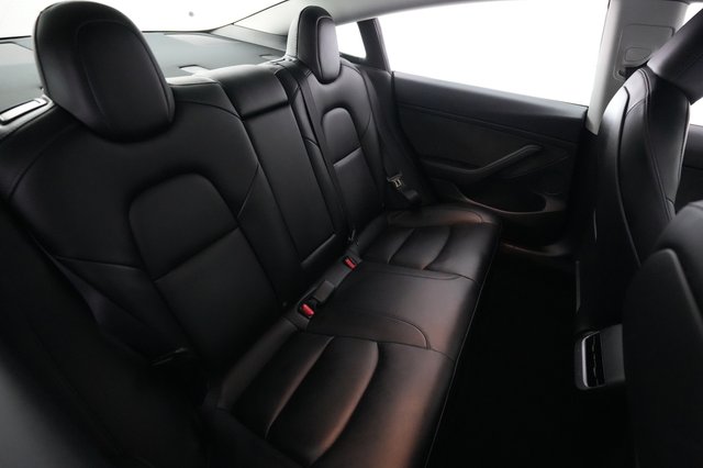 2023 Tesla Model 3 — photo 4 of 21