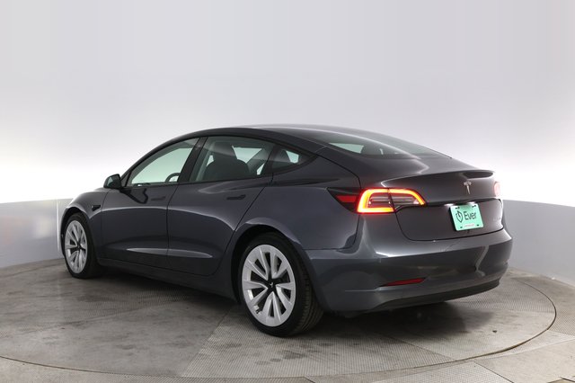 2023 Tesla Model 3 — photo 13 of 21