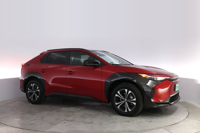 2024 Toyota bZ4X — photo 11 of 21