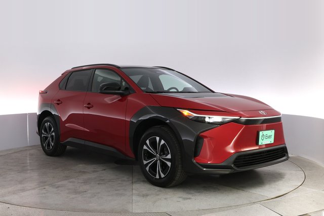 2024 Toyota bZ4X — photo 10 of 21