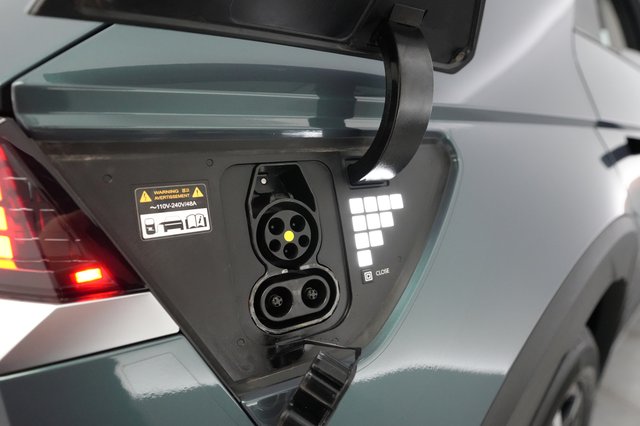 2024 Hyundai IONIQ 5 — photo 8 of 21