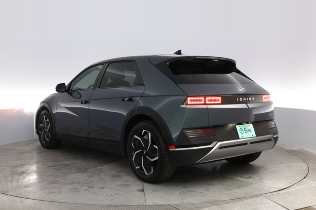 2024 Hyundai IONIQ 5 — photo 13 of 21