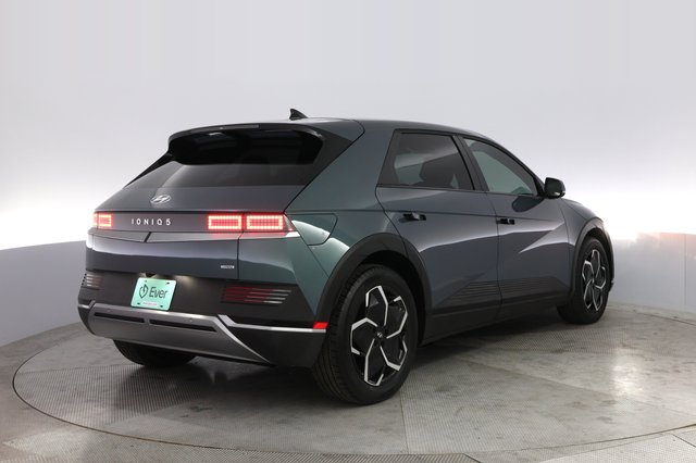 2024 Hyundai IONIQ 5 — photo 2 of 21