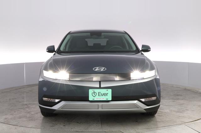 2024 Hyundai IONIQ 5 — photo 9 of 21