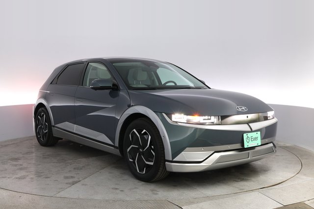 2024 Hyundai IONIQ 5 — photo 10 of 22