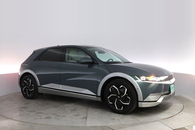 2024 Hyundai IONIQ 5 — photo 11 of 22