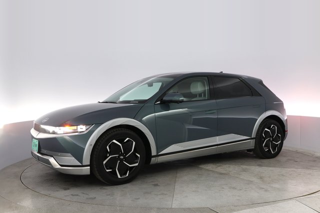 2024 Hyundai IONIQ 5 — photo 14 of 22