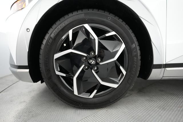 2024 Hyundai IONIQ 5 — photo 7 of 20