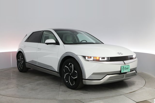 2024 Hyundai IONIQ 5 — photo 10 of 20
