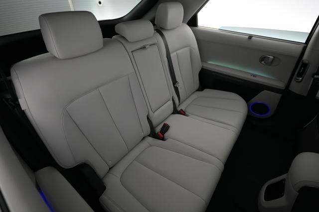 2024 Hyundai IONIQ 5 — photo 4 of 20
