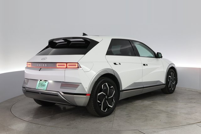 2024 Hyundai IONIQ 5 — photo 2 of 20