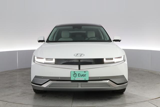 2024 Hyundai IONIQ 5 — photo 9 of 20