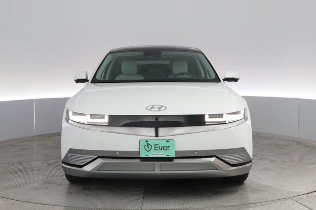2024 Hyundai IONIQ 5 — photo 9 of 20