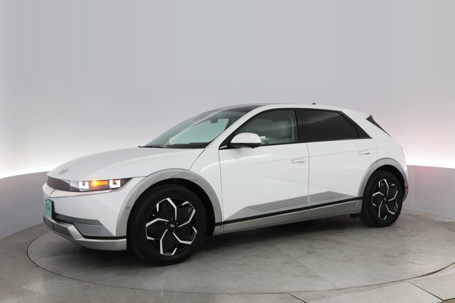 2024 Hyundai IONIQ 5 — photo 14 of 20