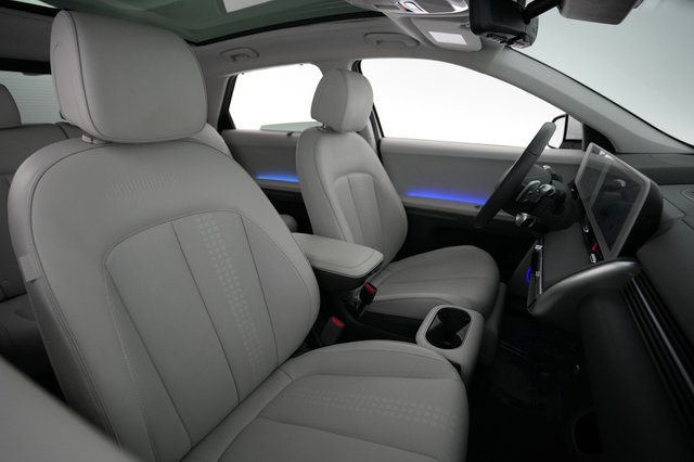 2024 Hyundai IONIQ 5 — photo 18 of 20