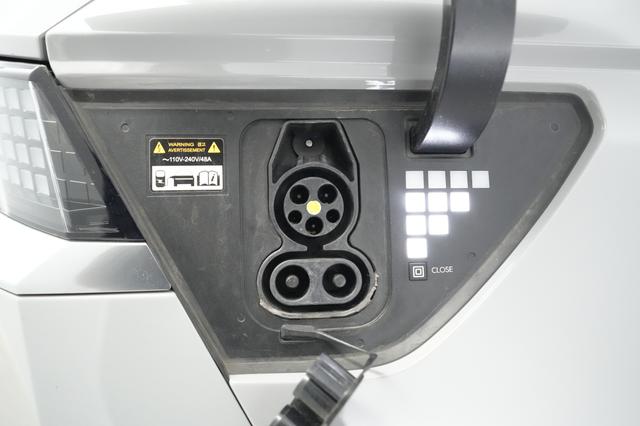 2024 Hyundai IONIQ 5 — photo 8 of 20