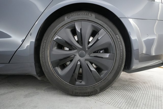 2023 Tesla Model S — photo 17 of 21