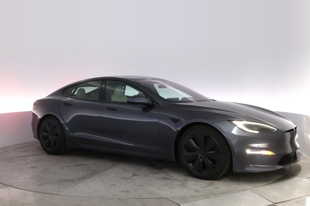 2023 Tesla Model S — photo 11 of 21