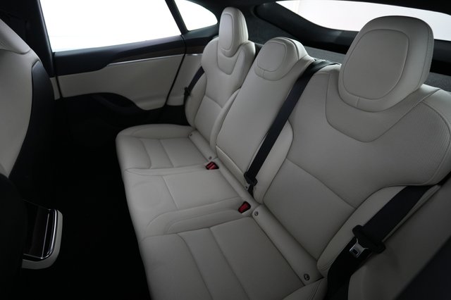 2023 Tesla Model S — photo 19 of 21