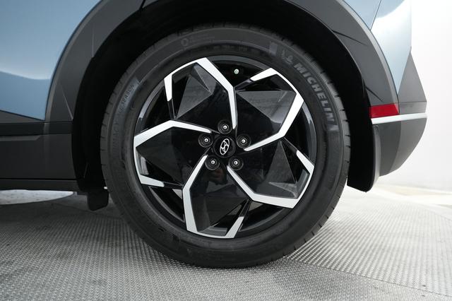 2023 Hyundai IONIQ 5 — photo 7 of 22