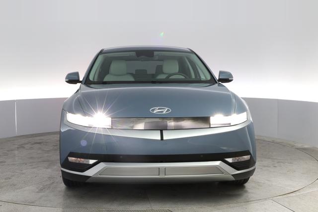 2023 Hyundai IONIQ 5 — photo 9 of 22