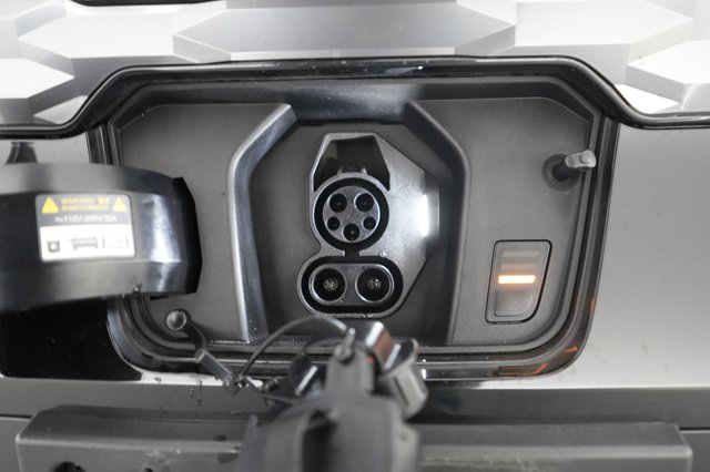 2023 Kia Niro EV — photo 8 of 21