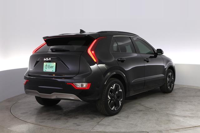 2023 Kia Niro EV — photo 2 of 21