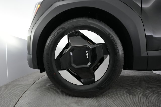 2024 Kia EV9 — photo 17 of 22