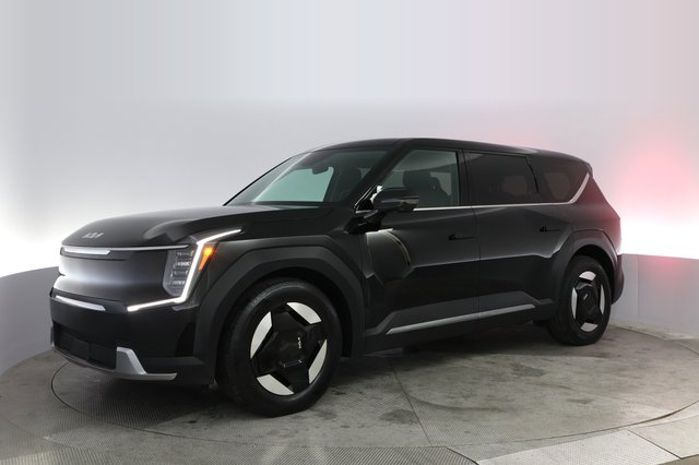 2024 Kia EV9 — photo 14 of 22