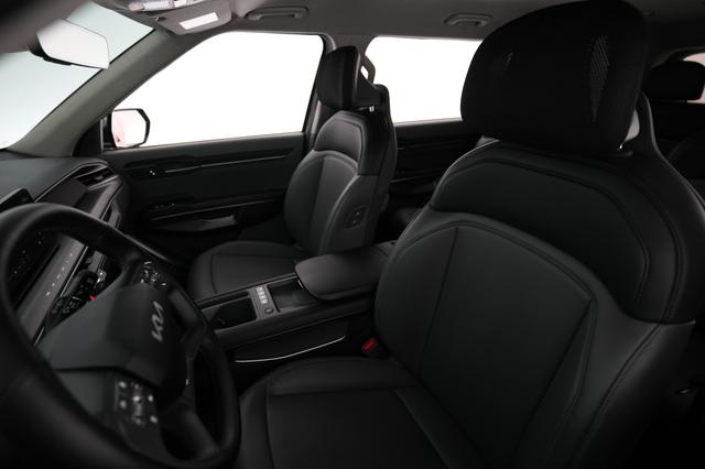 2024 Kia EV9 — photo 3 of 22
