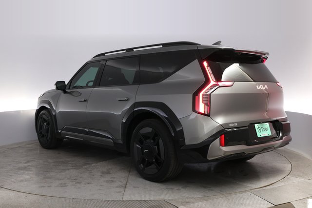 2024 Kia EV9 — photo 13 of 24