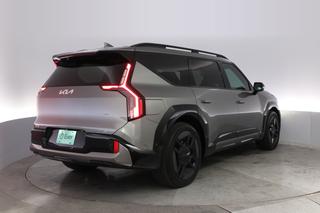 2024 Kia EV9 — photo 2 of 24