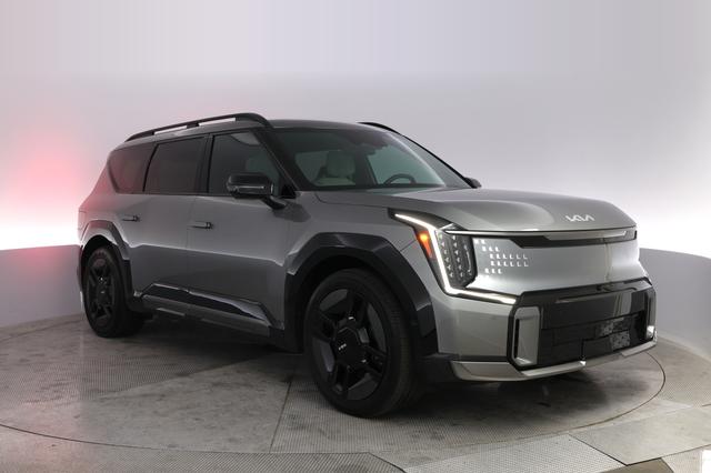 2024 Kia EV9 — photo 10 of 24