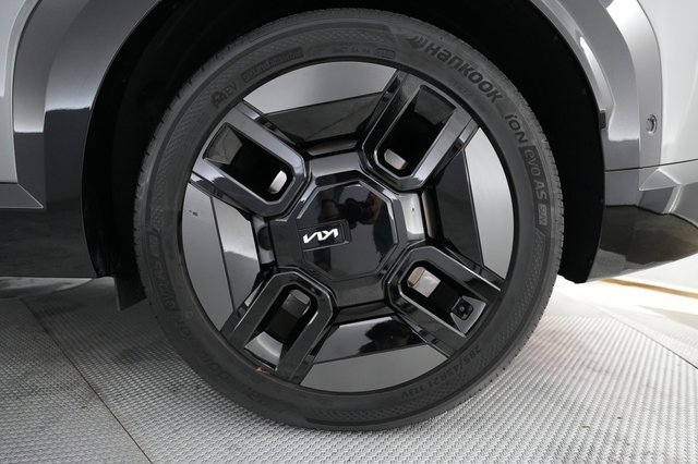 2024 Kia EV9 — photo 15 of 24