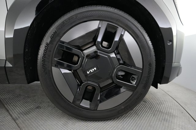2024 Kia EV9 — photo 7 of 24