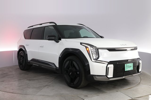 2024 Kia EV9 — photo 10 of 21