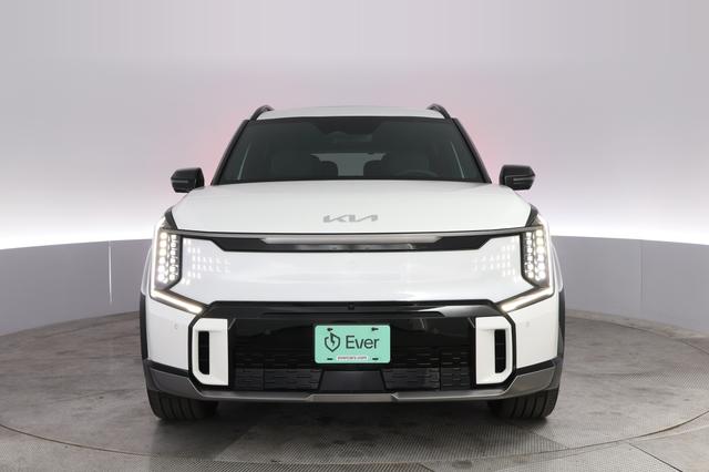 2024 Kia EV9 — photo 9 of 21