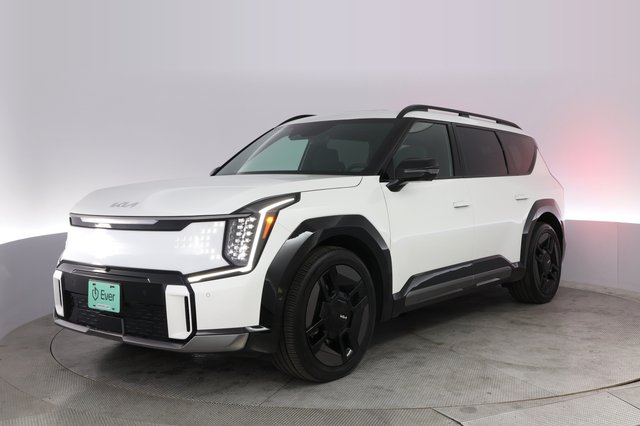 2024 Kia EV9 — VIN KNDAEFS54R6020201