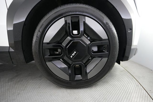 2024 Kia EV9 — photo 7 of 21