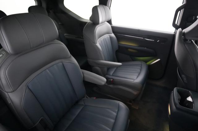 2024 Kia EV9 — photo 4 of 21