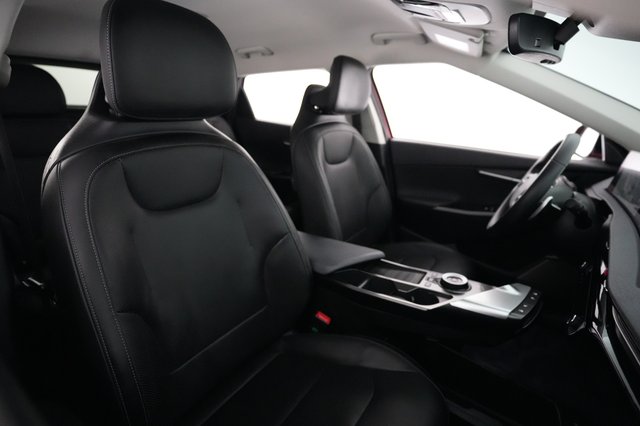 2024 Kia EV6 — photo 18 of 24