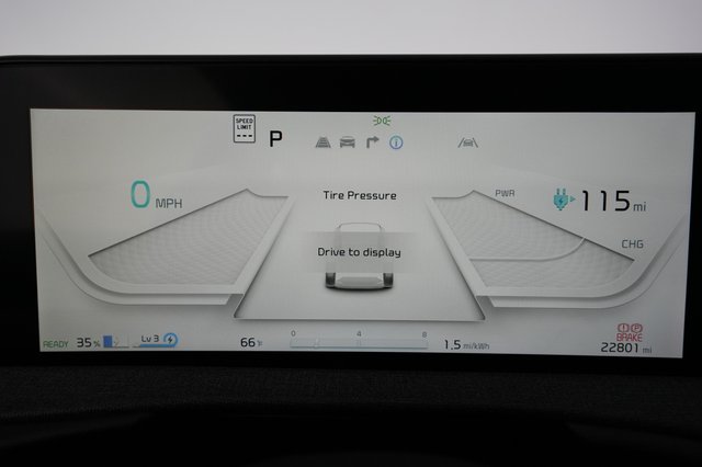 2024 Kia EV6 — photo 5 of 24