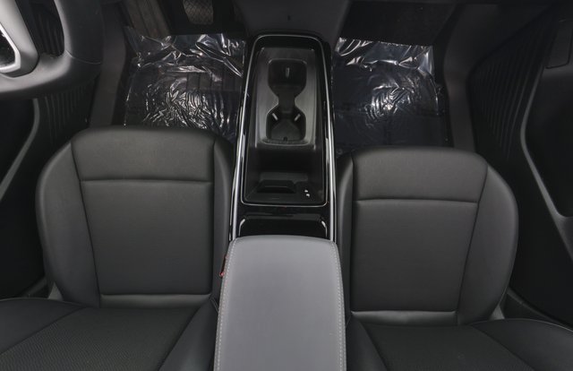 2023 Volkswagen ID.4 — photo 22 of 23