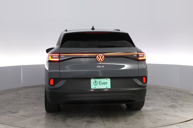 2023 Volkswagen ID.4 — photo 12 of 23